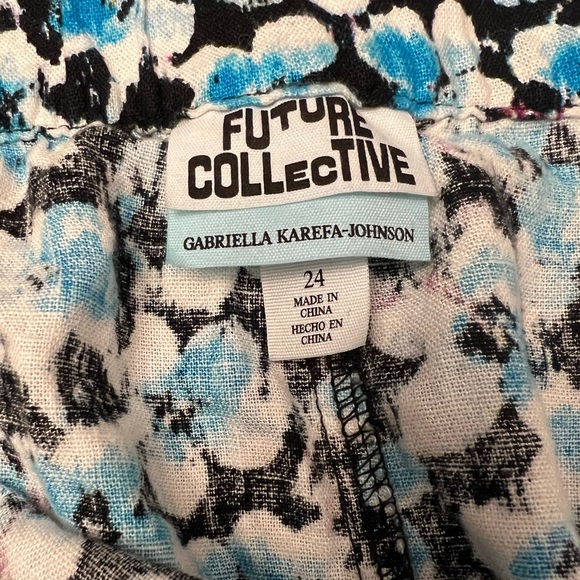 NWT Future Collective x Target Blue Ditsy Floral Print Cargo Skirt - Picture 10 of 12